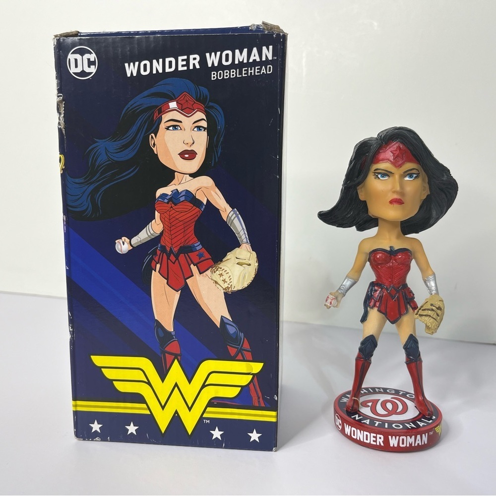 Wonder Woman DC Comics Washington Nationals Bobblehead 2022 With Box